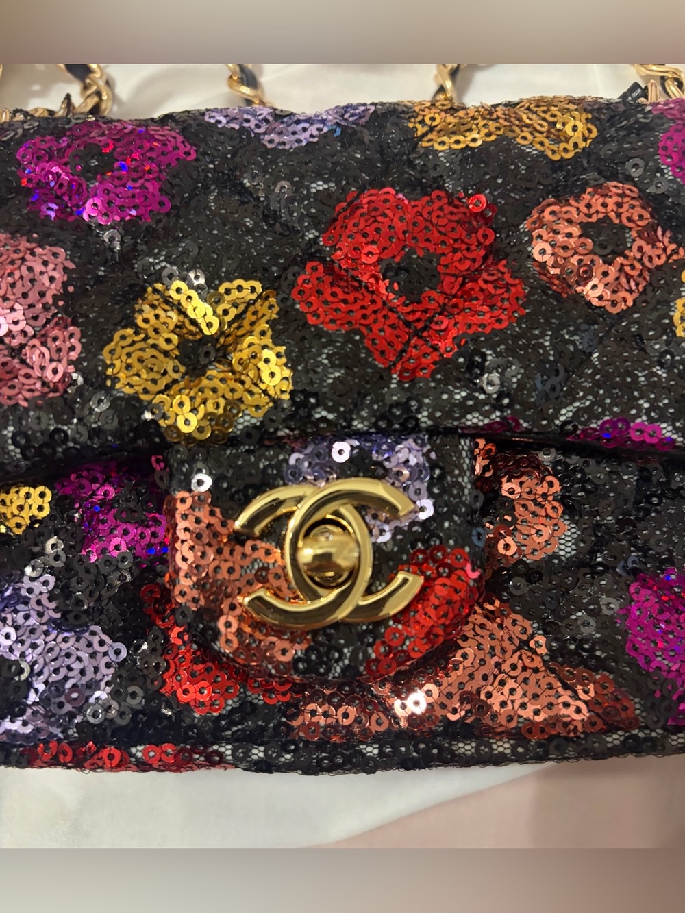 Fashion 24S Black Multicolor Sequin Classic Floral Small Flap Shoulder Bag